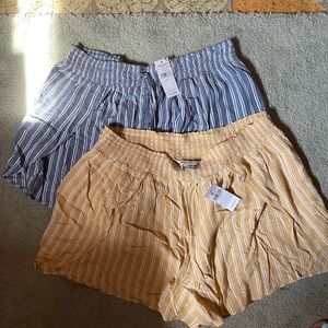 ITEM IS SOLD. Not sure why it shown as two separate sells? Sorry all!